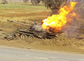 T-55 irakien en feu