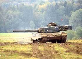 Char de combat Leopard 2 à Bure