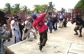 Violence et médias, Cancun, 11.9.03