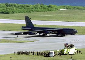B-52 au décollage à Diego Garcia