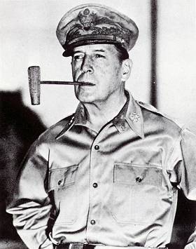 Général d'armée Douglas MacArthur