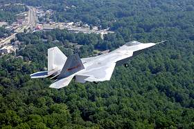 Premier prototype du F-22 Raptor, chasseur-bombardier furtif du XXIe siècle