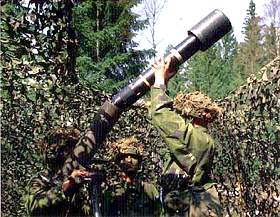Munition autoguidée Strix pour lance-mines de 12 cm - ici dans l'armée suédoise
