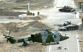 Helicoptère Lynx à Bassorah, 9.4.03