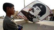 Portrait de Saddam détruit, 21.3.03